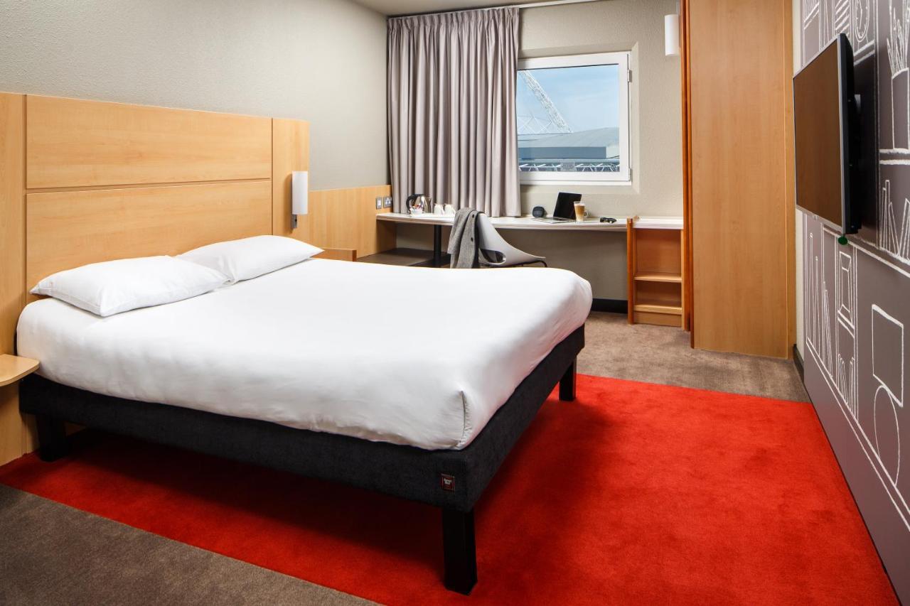 Отель Ibis London Wembley Экстерьер фото