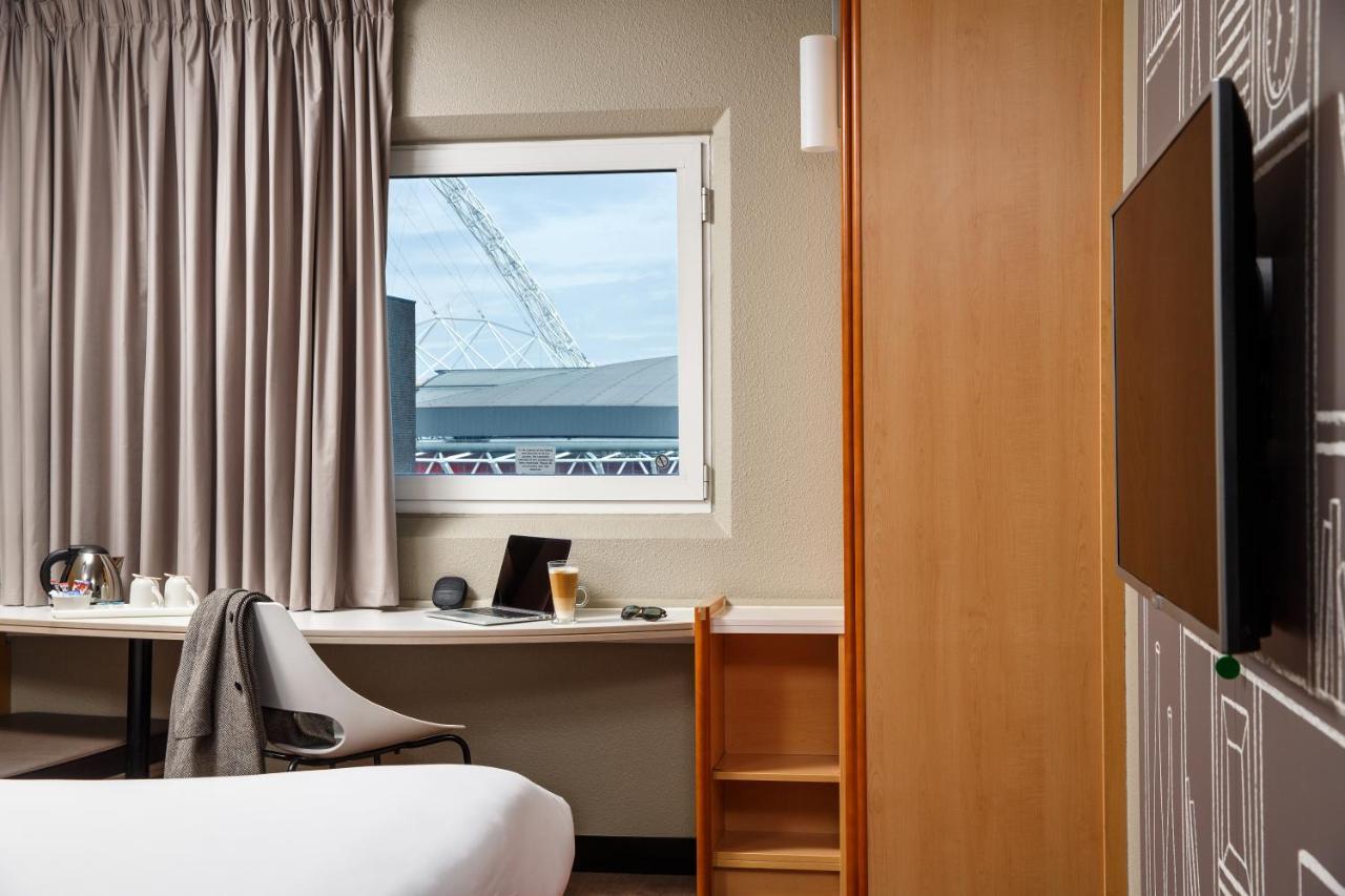 Отель Ibis London Wembley Экстерьер фото